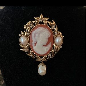 1980’s Vintage KJL Kenneth Jay Lane Cameo Brooch